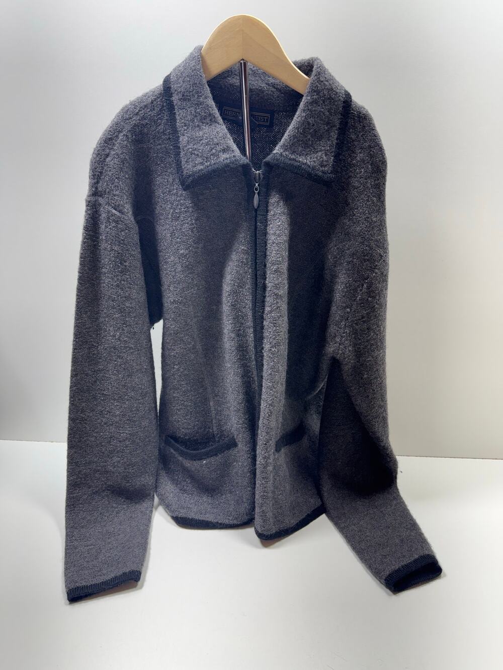 Vtg Herman Geist Women’s 100% Wool Zip Cardigan Pockets Sz M Gray Black Career